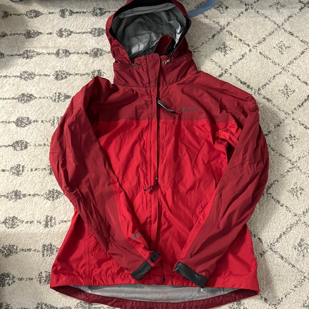 Marmot women’s raincoat